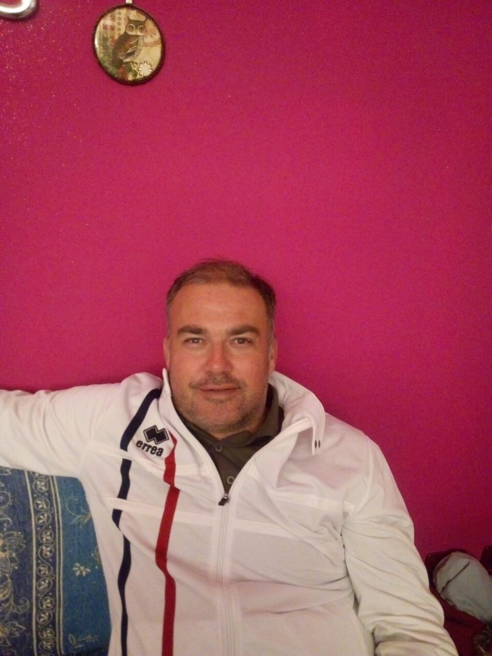 Muore sul lavoro colpito da un malore a soli 49 anni