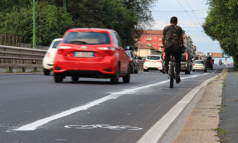Lavori per la pista ciclabile del concentrico: nuova viabilità in viale Vigili del Fuoco