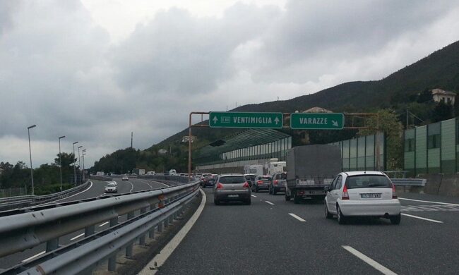 Autostrada A10, pedaggio gratuito causa lavori