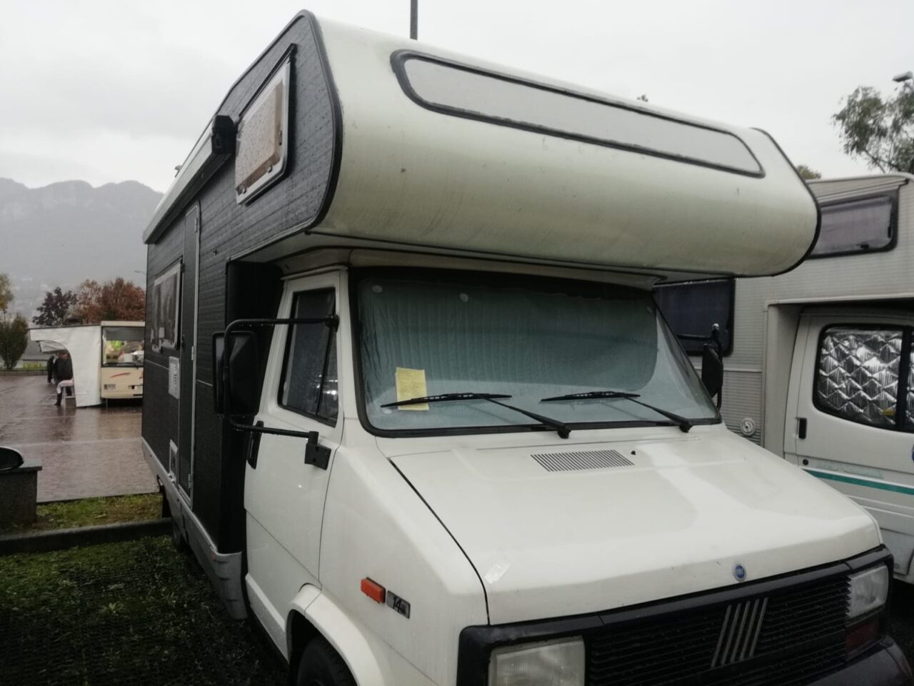 Uomo trovato morto nel suo camper