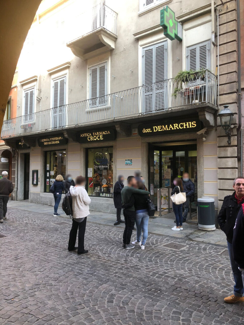 E’ boom di tamponi nelle farmacie di Chivasso