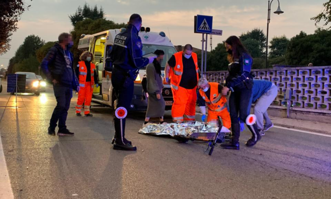 Auto investe un quattordicenne sul monopattino