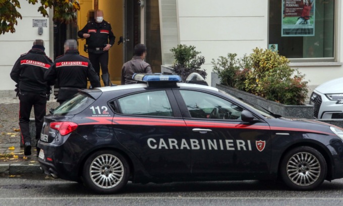 Appena scarcerato assalta una banca: rapinatore arrestato