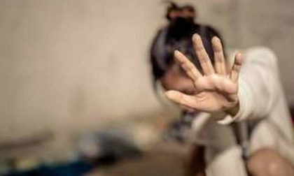 Sfregia la fidanzata con un coccio: arrestato dai Carabinieri