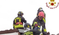 Allarme incendio camino, i vigili del fuoco in azione LE FOTO