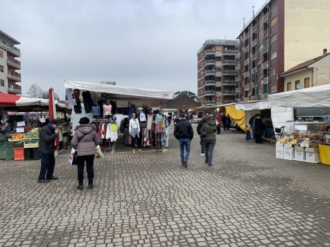 Addio al mercato in piazza Caretto