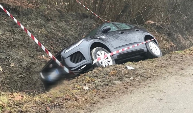 Chivassese perde il controllo dell’auto e finisce nel fosso mentre rientra da una cena