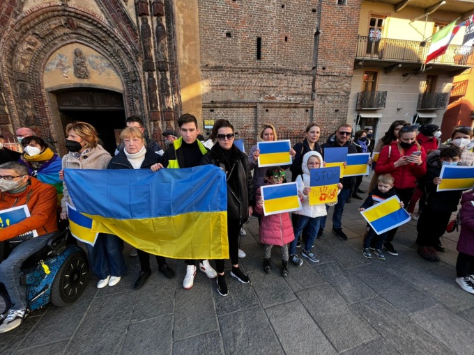 Manifestazione No War, le comunità ucraine vogliono la pace I VIDEO