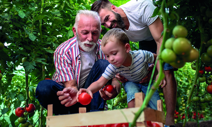 Tanti auguri papà… green: mandate le foto e messaggi di auguri a La Nuova Periferia