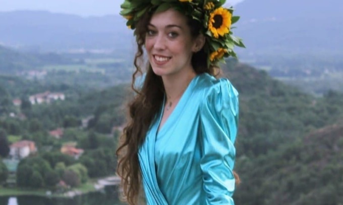 Addio alla giovane scrittrice e cantante vinta dal male