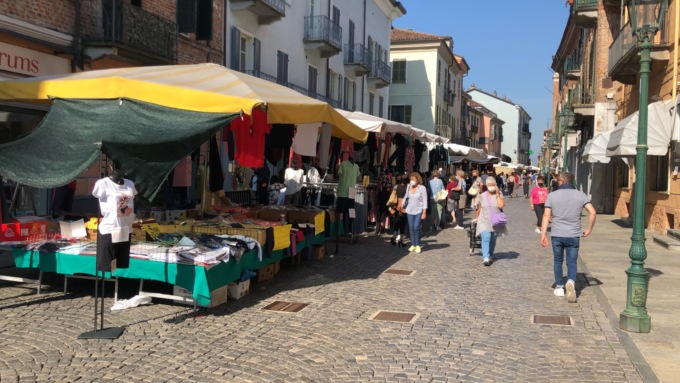 Furgoni in sosta al mercato, il Comune perde il ricorso