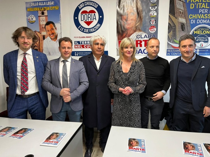 Taglio del nastro per la sede della coalizione di centrodestra: Clara Marta, «Correttezza e trasparenza»