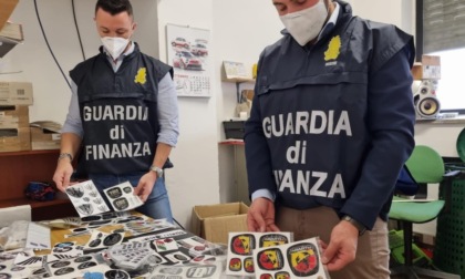 Sequestrati oltre 400mila ricambi auto e accessori “taroccati”