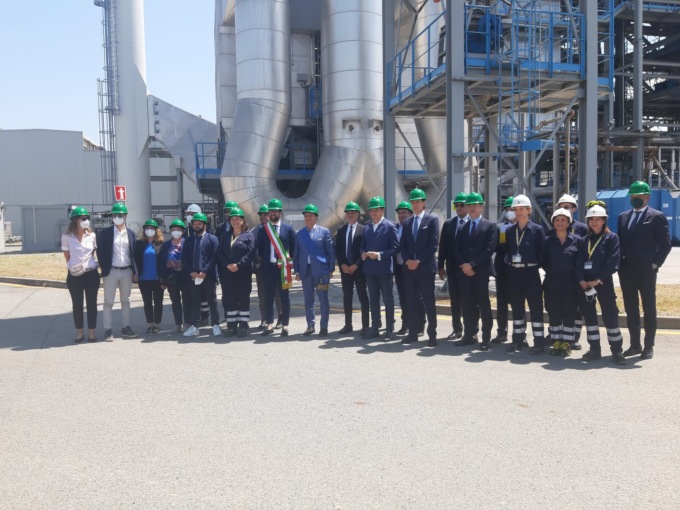 Versalis, il Presidente Cirio visita l’impianto di Crescentino