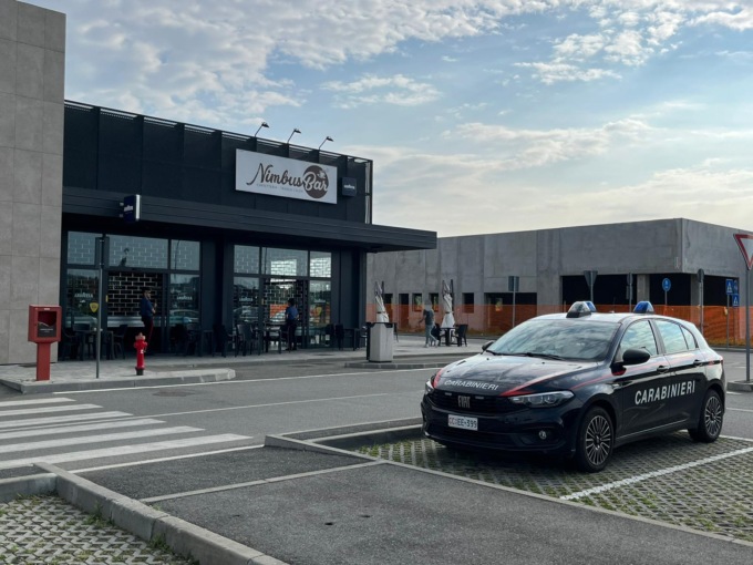 Blitz della Dia tra Chivasso e Volpiano, sequestri nel settore della ristorazione e degli alberghi