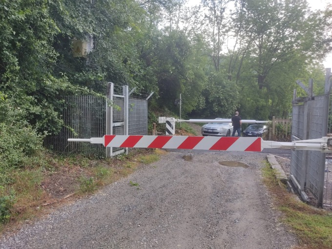 Treno fantasma sulla Chivasso-Asti, automobilisti bloccati al passaggio a livello