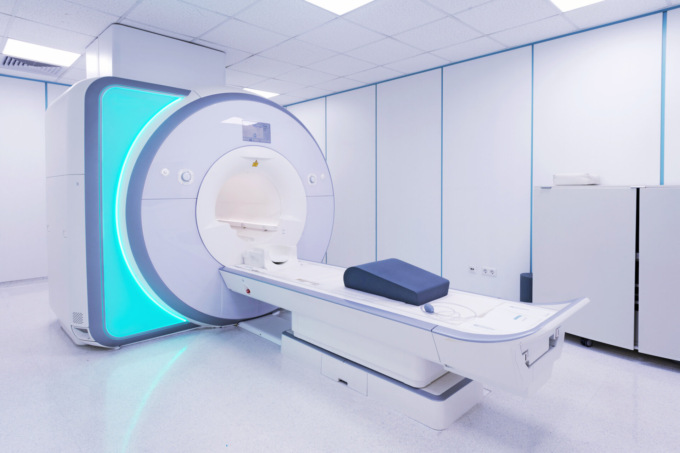«Risonanze e mammografie in mano ai privati: un bando da 30 milioni»