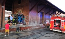 Incendio al deposito ferroviario LE FOTO