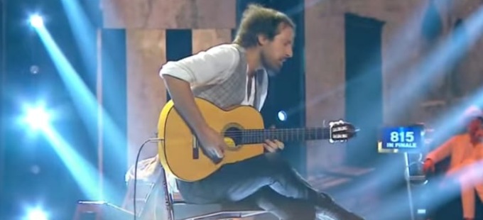 Il chivassese Emanuel Victor va in tv e vince «Dalla strada al palco»