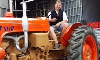 Agricoltore di 30 anni muore schiacciato dal trattore