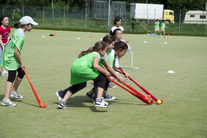 Dopo il calcio giovanile, parte pure l’hockey su prato
