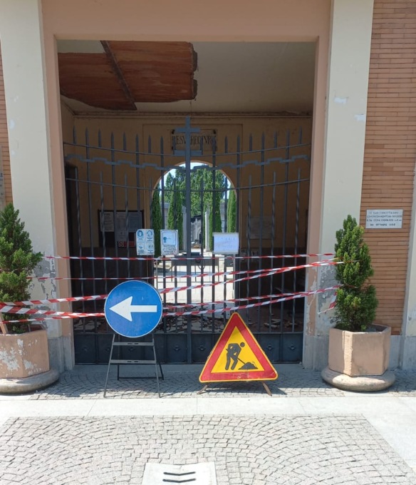 Crollo del soffitto del campo santo, il ripristino avverrà entro fine anno