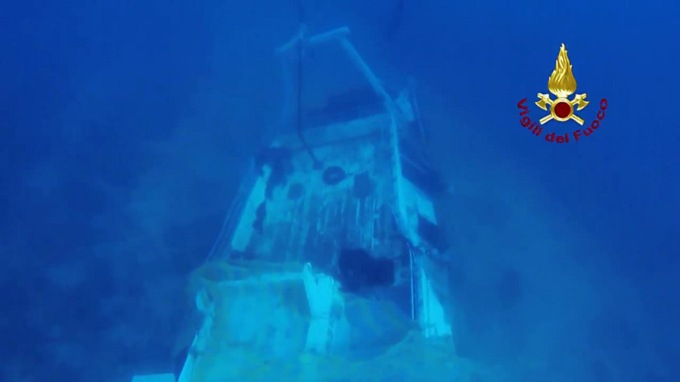 Libero Ciuffreda a Lampedusa per commemorare le vittime del naufragio