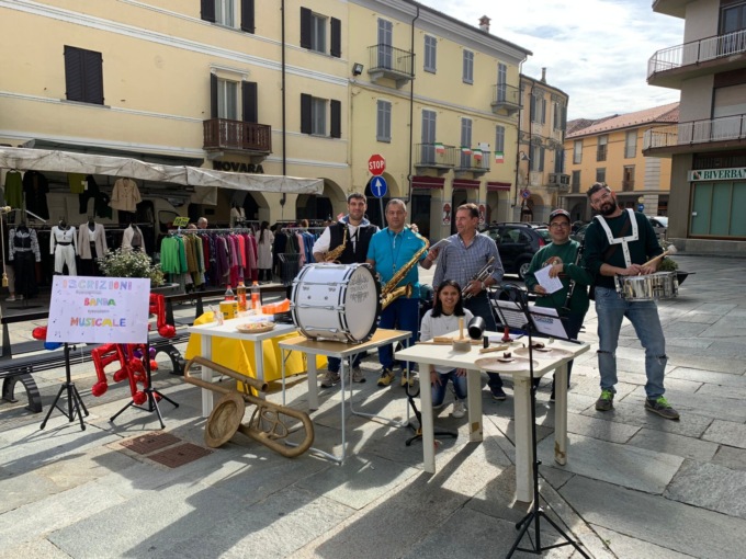 Banda, «Corsi gratuiti di avvicinamento»