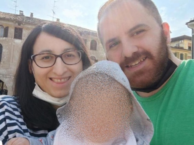 Giovane mamma muore a 34 anni, parte una raccolta fondi per la sua bimba