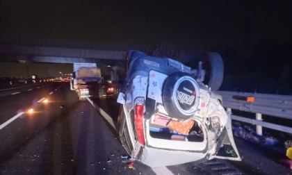 Tamponamento in autostrada tra Rondissone e Chivasso est: auto distrutta LE FOTO