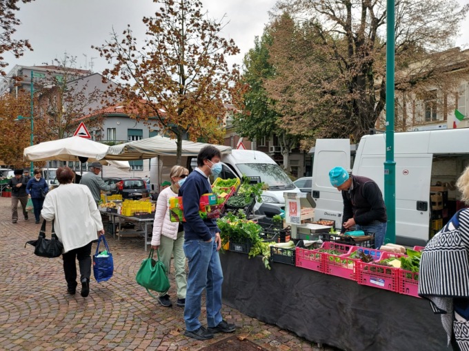 Il mercato… piange: clienti in netto calo