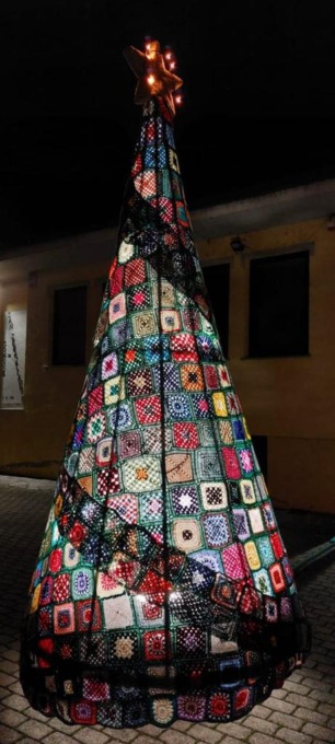 Le luminarie si accenderanno ma non si dimentica il caro bollette