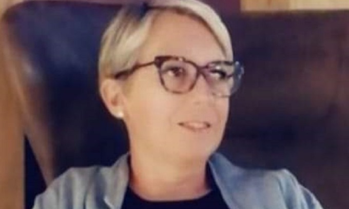 Addio alla giovane mamma, aveva solo 49 anni