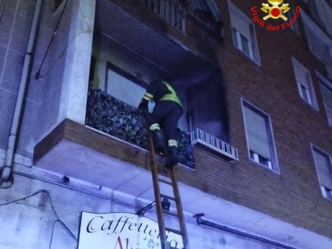 Capodanno 2023, notte movimentata per il Vigili del Fuoco