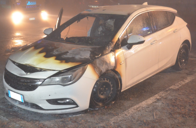 Incendiata l’auto di un Maresciallo di Crescentino