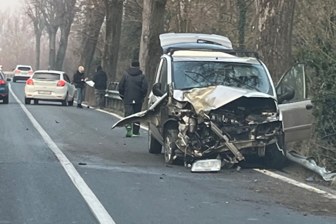 Frontale sulla provinciale