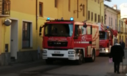 Incendio alloggio in via Mazzini a Torrazza