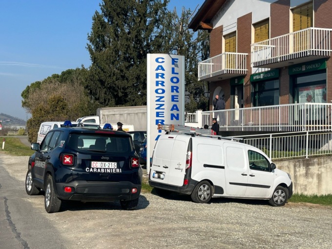 Ladri alla SanPaolo, fanno saltare il bancomat e scappano IL VIDEO