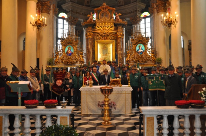Alpini di Verolengo in festa per i loro 90 anni 