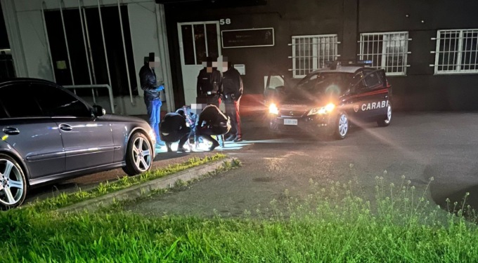 Accoltellano e sparano ad un giovane a Crescentino LE FOTO