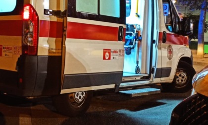 «Tuo figlio ha toccato il mio»: botte da orbi in piazza durante una manifestazione sportiva