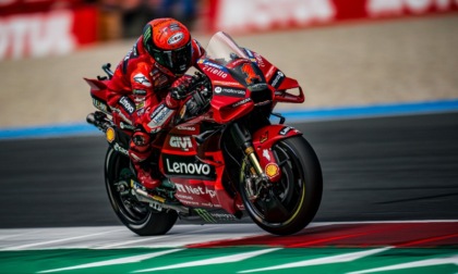 MotoGP di Indonesia, Pecco Bagnaia vince e torna in testa al Mondiale