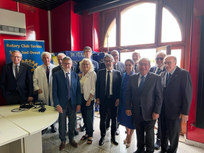 I Rotary donano un Green Laser System alla Neonatologia