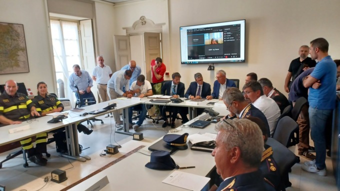 Disinnesco della bomba a Chivasso:115 cittadini evacuati, bloccati aerei, treni e traffico veicolare