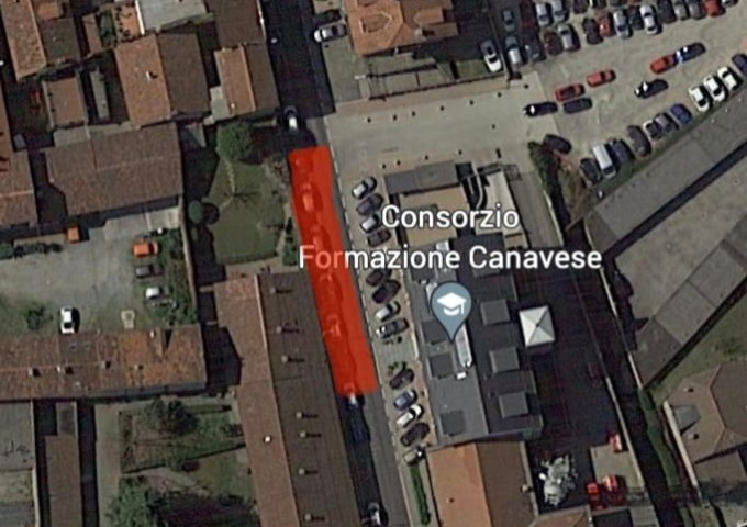 Lavori sulla linea elettrica, sosta vietata in via Cosola