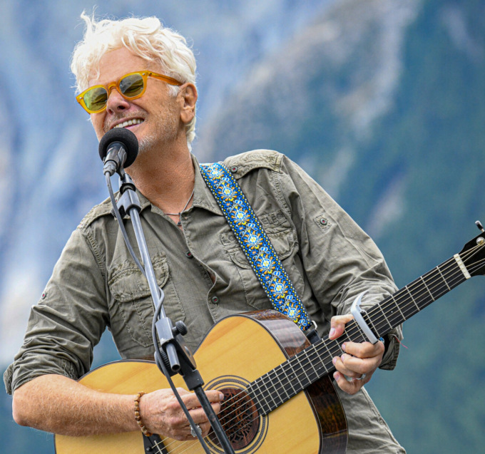 Il cantautore Ron in concerto al Piccolo Tibet