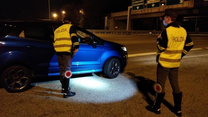 Alla guida ubriachi e drogati, multati e denunciati