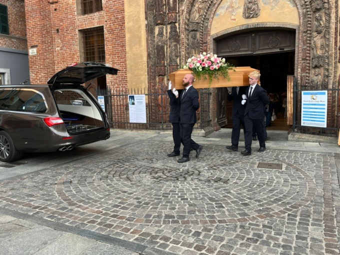 L’ultimo saluto alla storica commerciante Franca Oliaro