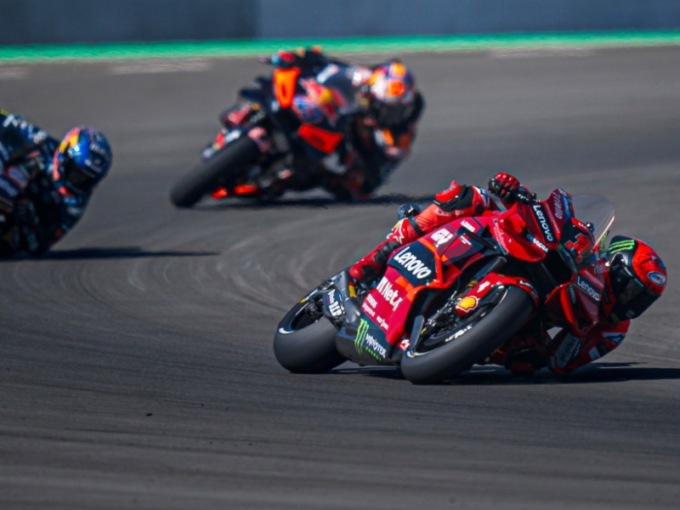 GP Indonesia, Bagnaia ottavo: non è più primo in classifica