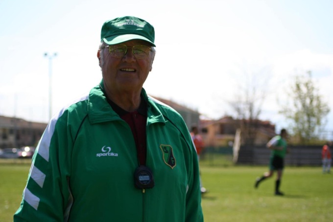 Il paese piange il suo tipografo amante di bocce, tennis e calcio